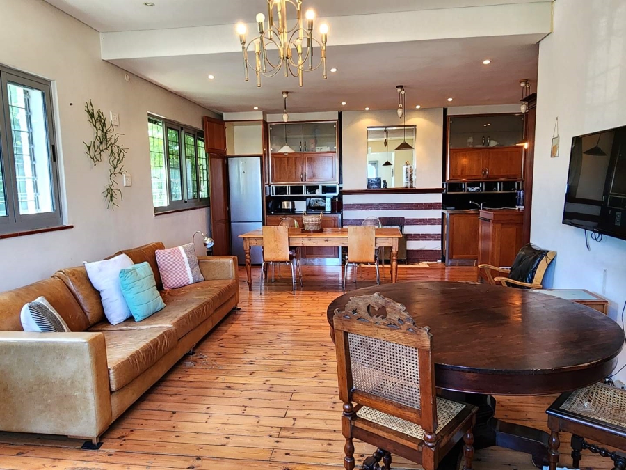 2 Bedroom Property for Sale in Sea Point Western Cape